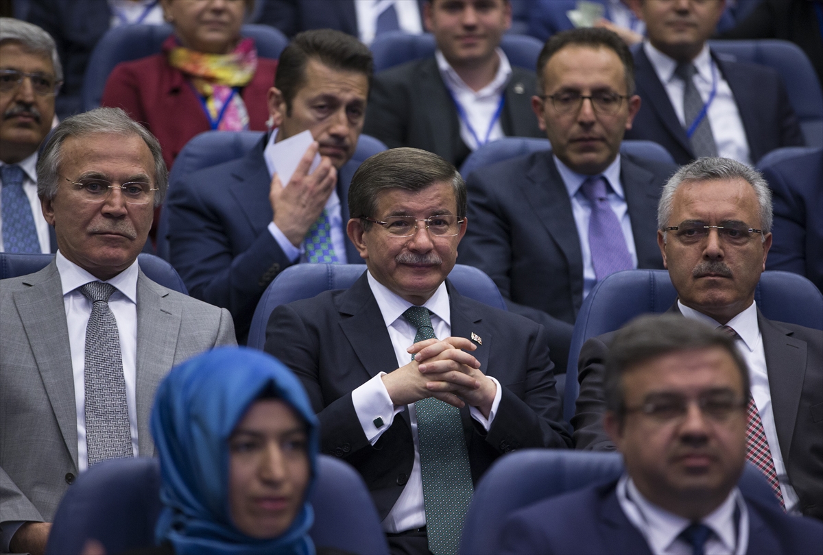 Başbakan Davutoğlu'dan laiklik açıklaması 1 davutoglu il baskanlari