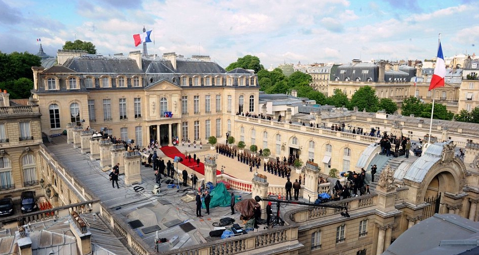 Saray kuaförüne 8 bin euro maaş 1 Elysee 1