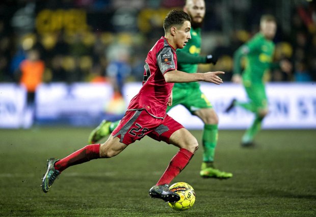 Transferin gözdesi milli futbolcu Borussia Dortmund'da 1 emre mor
