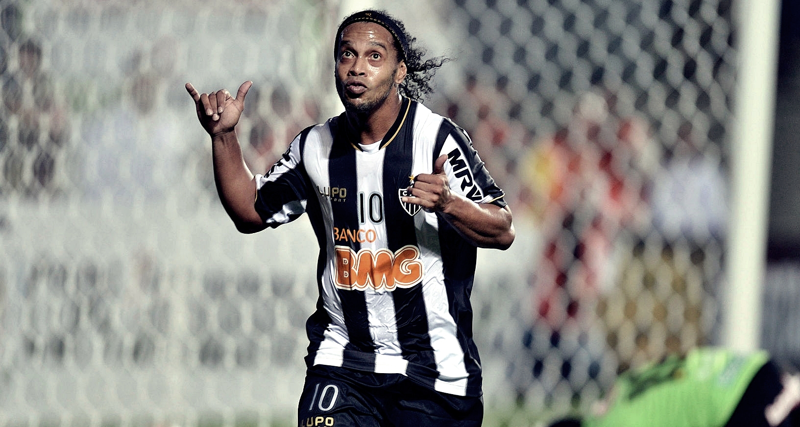 ronaldinho besiktasta 11118863