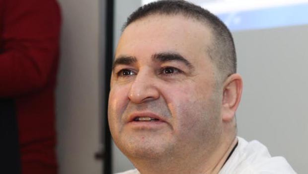 Bu sefer de kalp krizi! 1 safak sezer