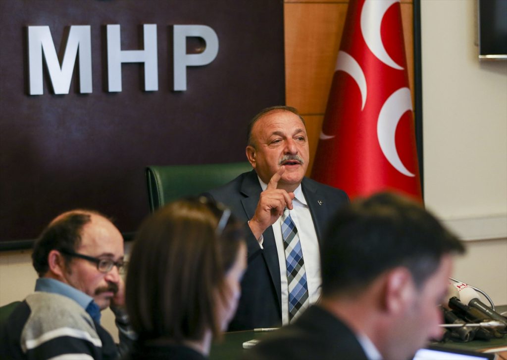 oktay vural parti