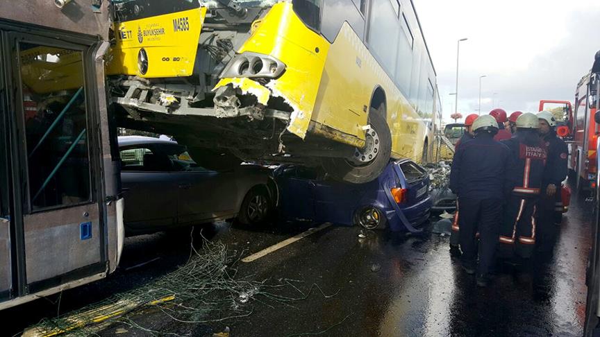 metrobus kazasi acibadem