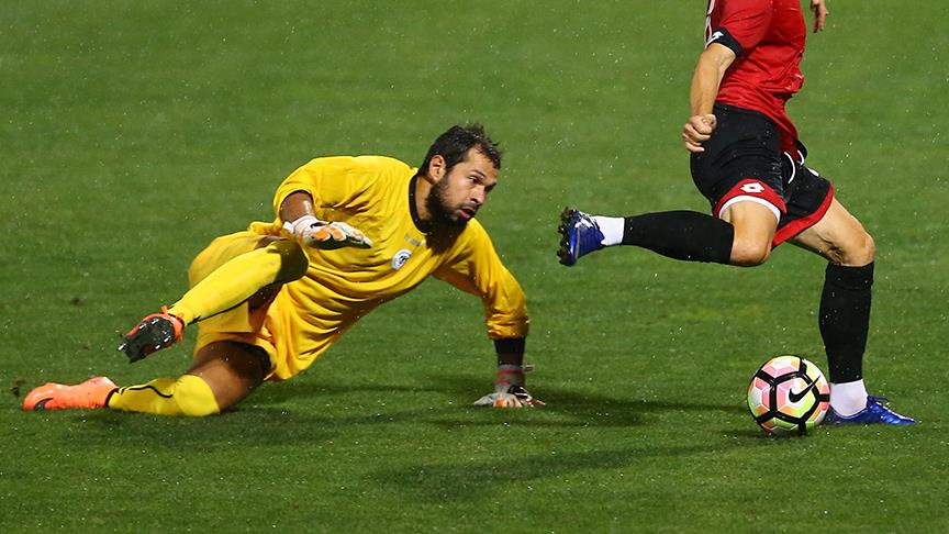Konyaspor'un kalecisi UEFA'da "Haftanın Oyuncusu" 1 serkan kirintili