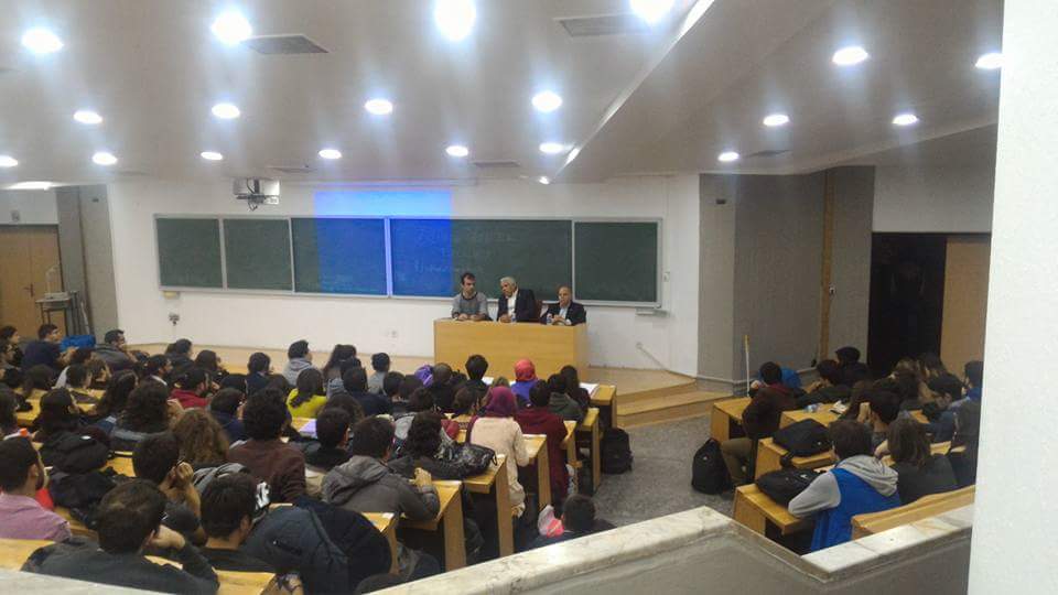 "İlaç tekellerine rağmen eczacılıkta Küba öncü bir ülke" 1 kuba panel