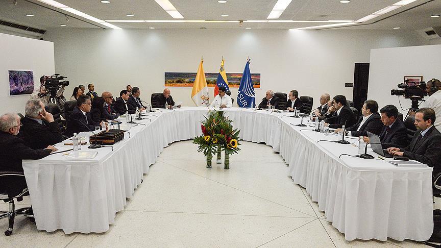 Siyasi krizde Nicolas Maduro'dan yeni adım 1 venezuela diyalog