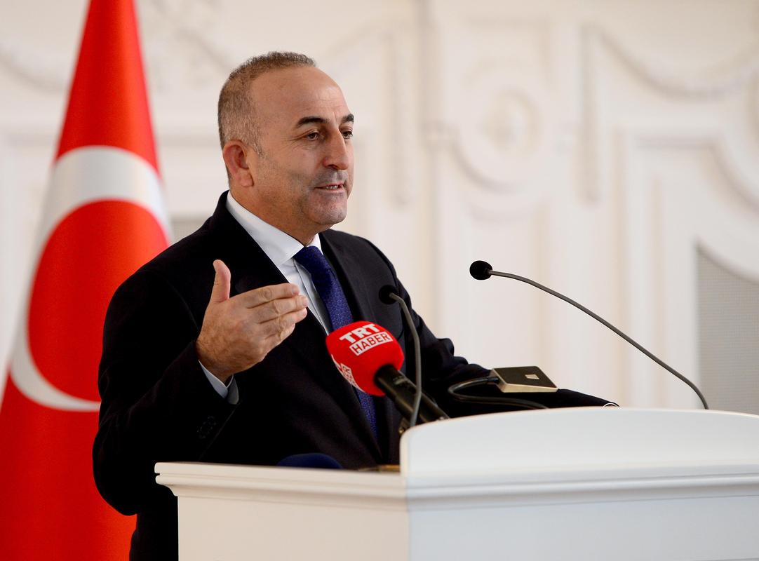 Diplomatik zafer! "Alman bakanı telefonda beklettim" 1 mevlut cavusoglu 1111092