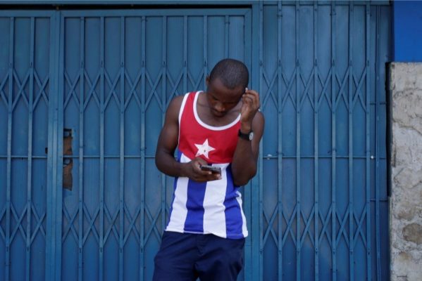 Küba’da İnternet Devrimi Başlıyor!