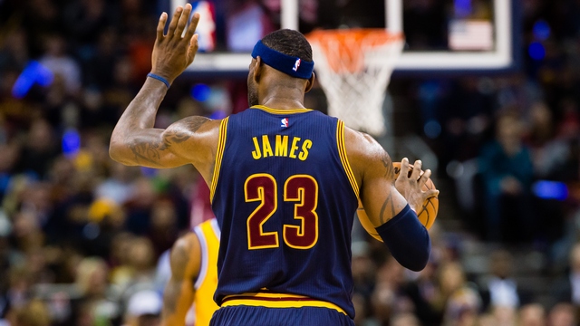 Cleveland Cavaliers’ın, Miami Heat’i yendiği maçta 27 sayıyla oynayan LeBron James, NBA tarihinin en skorer oyuncuları listesinde bir basamak yükseldi.