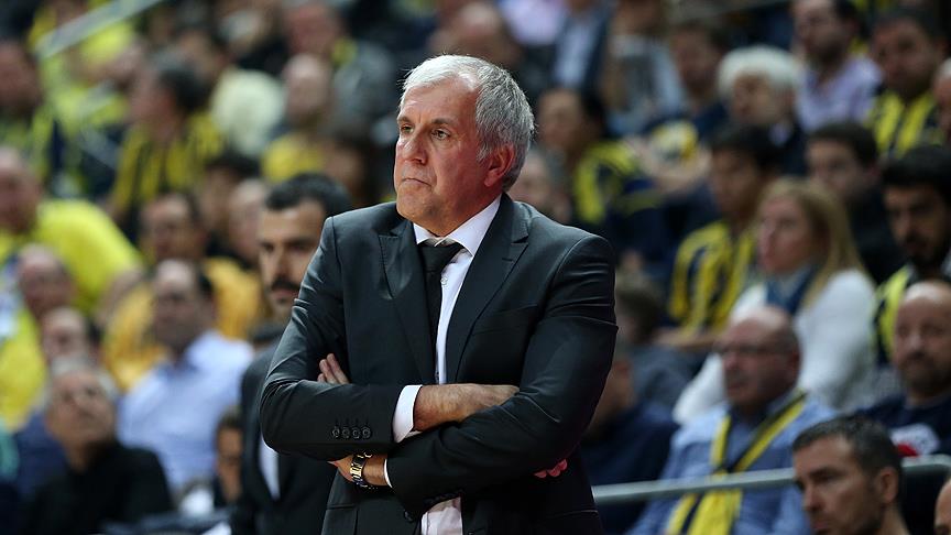 Fenerbahçe Kulübü, erkek basketbol takımı başantrenörü Zeljko Obradovic ve ekibi ile 3 yıllık anlaşmaya vardığını açıkladı.