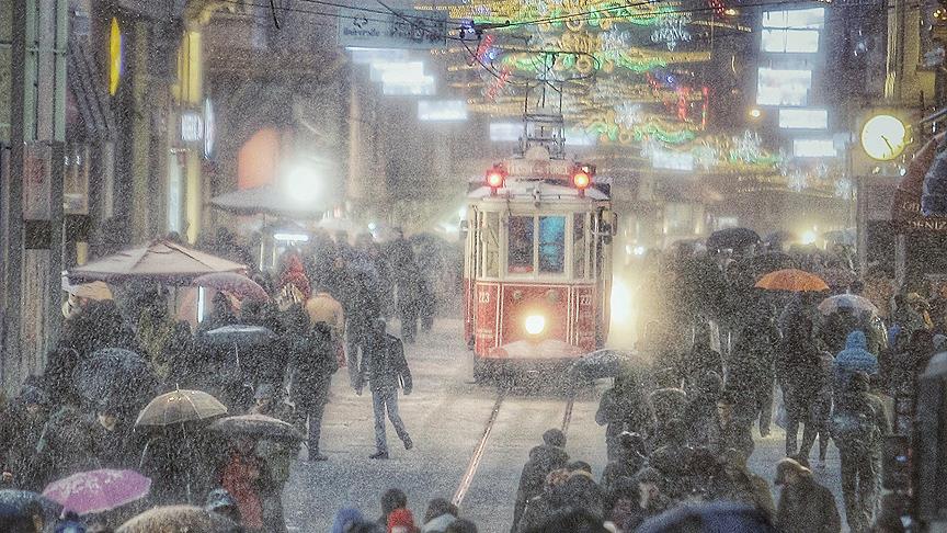 istiklal caddesi kar