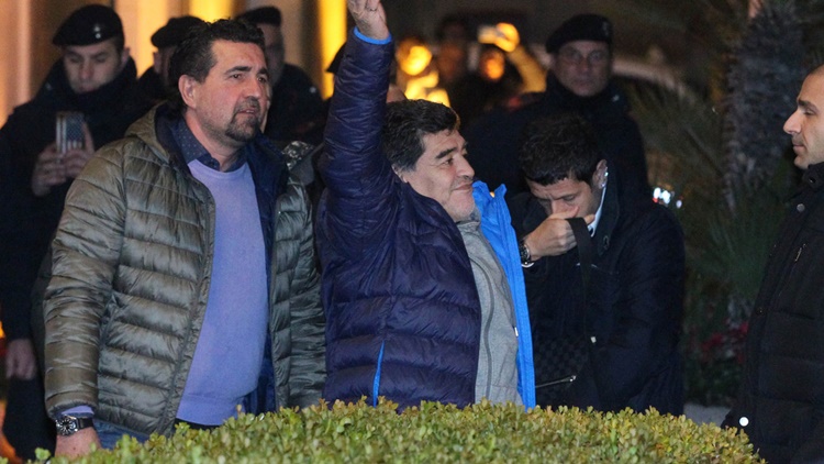 İtalya’da Tarihi Anlar! Maradona Yeniden Napoli’de