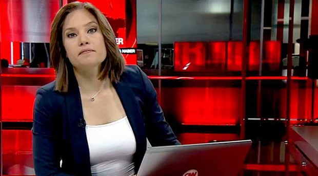 CNN Türk'te Nevşin Mengü Depremi!
