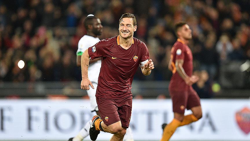 41 yaşında yine golünü attı 1 totti roma 12046111