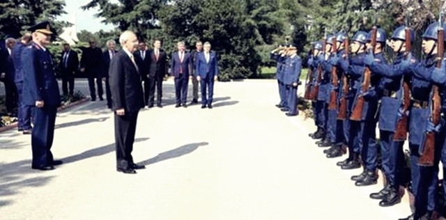 Kılıçdaroğlu'nun üs ziyaretine inceleme 1 kilicdaroglu us ziyareti