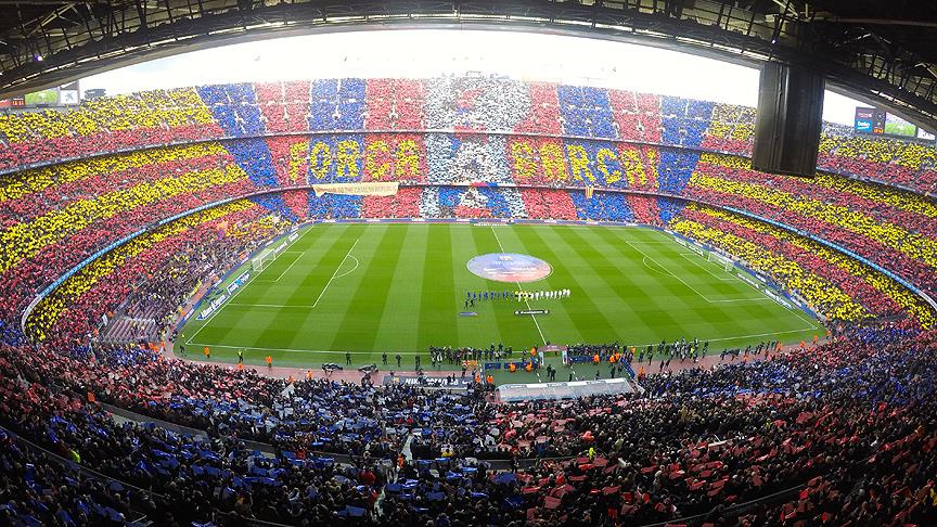 Barcelona ve Manchester United efsaneleri karşı karşıya 1 camp nou 12471