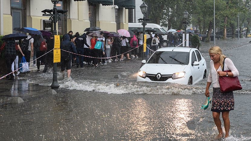 İstanbul’da Sağanak Yağmur Ne Kadar Sürecek?