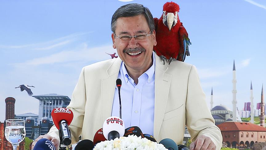 "Ak Parti Ankara'yı kaybederse sevinmem" 1 melih gokcek papagan