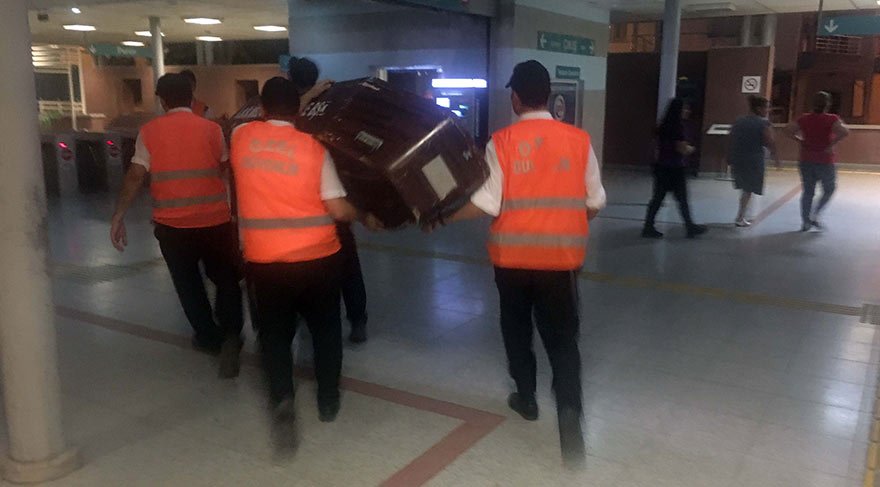 izmir metro intihar