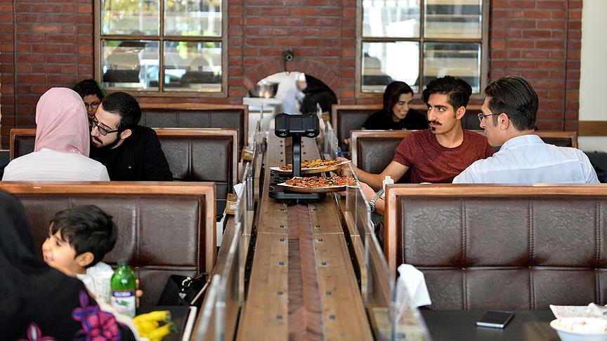 İran'da ilk robotik restoran! Kasiyer ve garson yok 1 robotik restoran