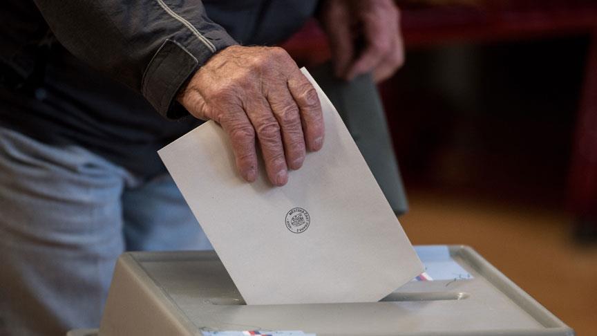 Son seçim anketi: Barajı 3 parti geçebiliyor 1 secim cekya