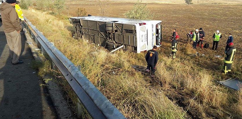 Ankara Bala'da otobüs kazası: 3 ölü 1 Ankara Bala Star Batman Otobüs Kazası