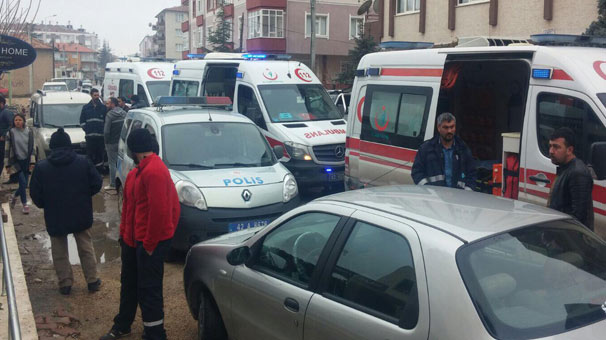 Konya'da müteahhitlik ofisinde silahlı kavga: 3 ölü 1 ağır yaralı! 1 konya kavga