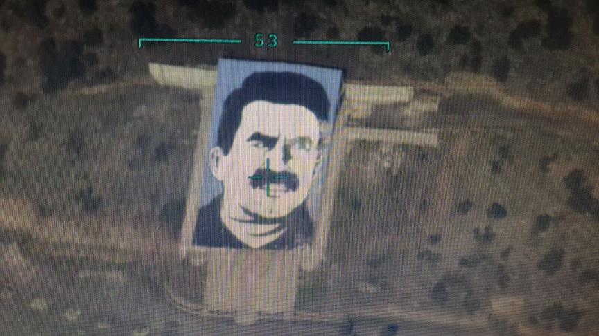 Afrin'de terörist başının anıtı bombalandı 1 ocalan aniti imha