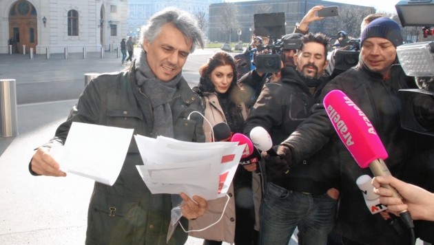 Burka cezalarını Fransız iş adamı ödedi 1 rachid nekkaz