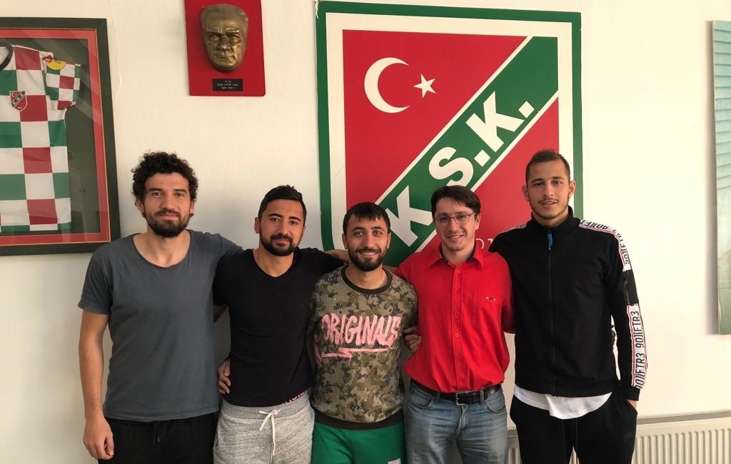 Foto: Arif Çılak - Onur Kıntaş – Battal Demirbilek – Ersin Afacan - Erhan Erentürk