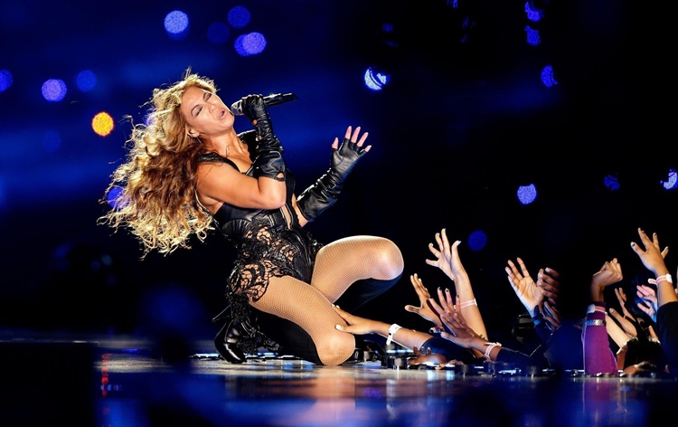 Beyonce Coachella Müzik Festivali için 11 saat stüdyoya kapandı 1 Beyonce Coachella Müzik Festivali için 11 saat stüdyoya kapandı
