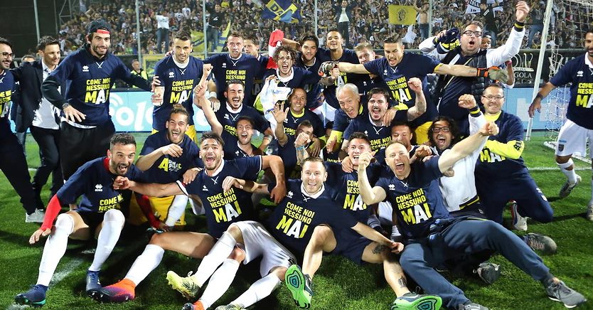 Parma yeniden Serie A'da 1 parma sampiyon