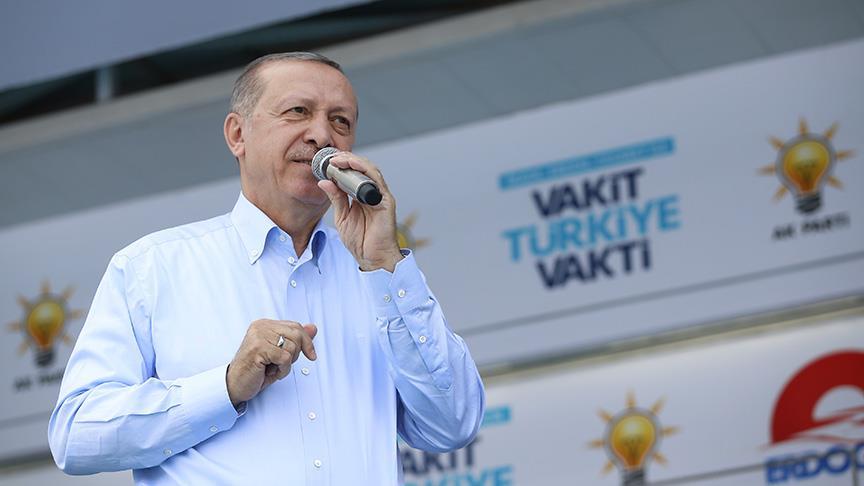 Cumhurbaşkanı Erdoğan: Her eve buzdolabı giriyorsa refah seviyesi var 1 erdogan sakarya mitingi 18471