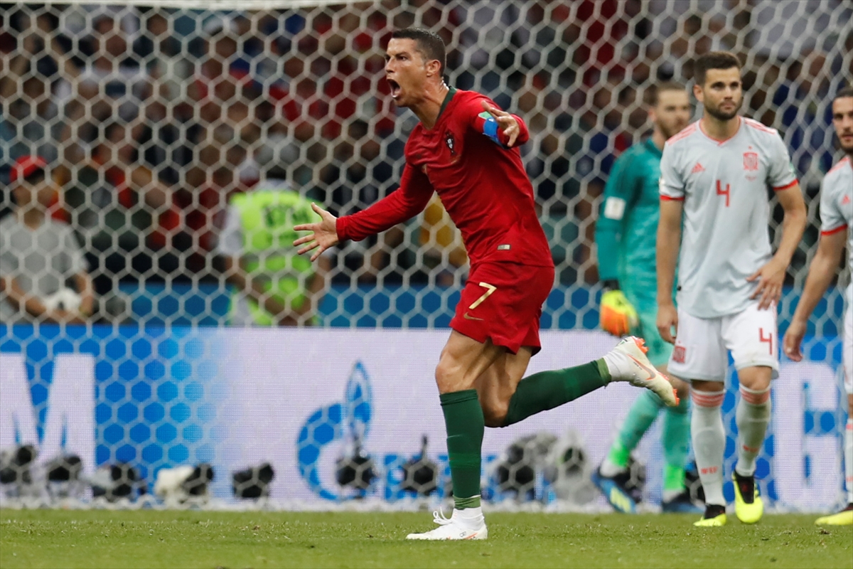 Ronaldo neden en iyi? Takım arkadaşı Evra anlatıyor 1 ronaldo dunya kupasi 1