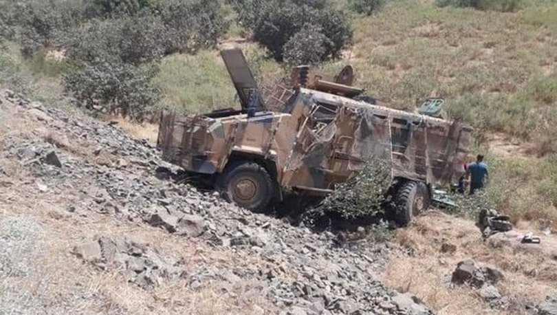 hakkari askeri arac devrildi