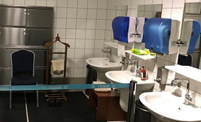 Meclis tuvaletinde Erdoğan'a özel lavabo! Şeritle ayrılmış 1 erdogan lavabo 12487111