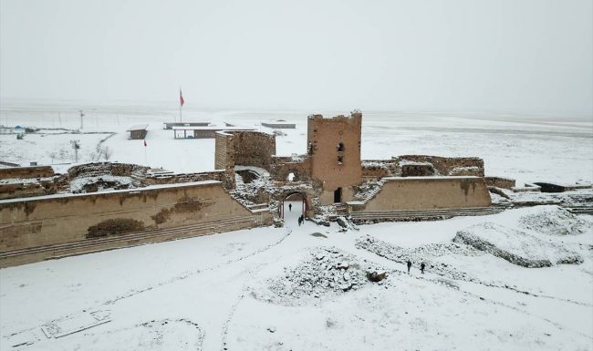 Ani harabeleri karlar altında bir başka güzel (Foto Galeri) 14 ani harabeleri 10
