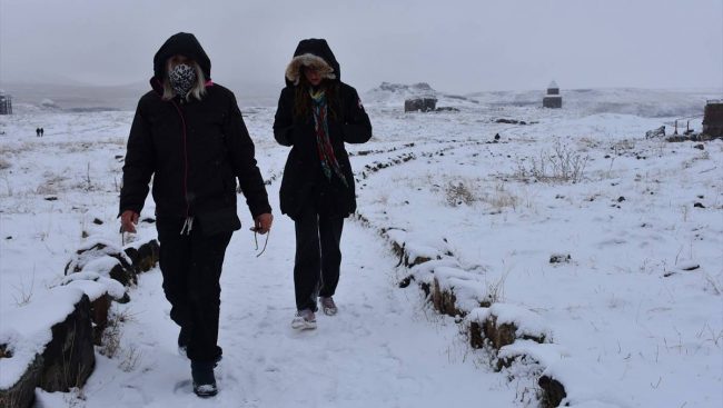 Ani harabeleri karlar altında bir başka güzel (Foto Galeri) 16 ani harabeleri 12