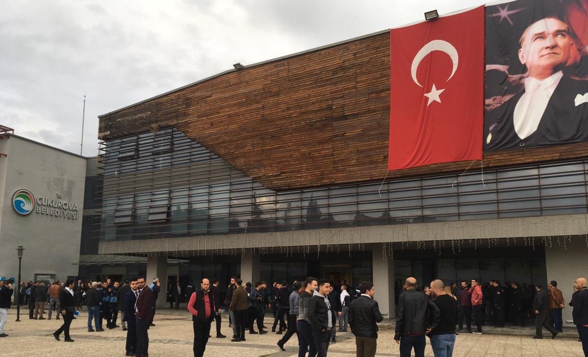 cukurova belediyesi silahli saldiri