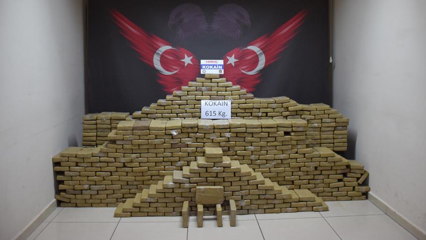 Muz yüklü konteynerde 615 kilogram kokain! 1 kokain