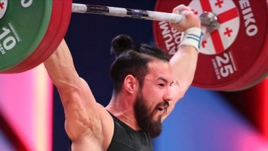 Halterde altın madalya sevinci 8 daniyar ismayilov