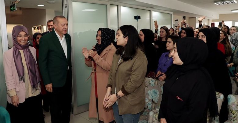 Linç girişimine açıklama yapmayan Erdoğan TÜRGEV'i ziyaret etti 6 erdogan turgev
