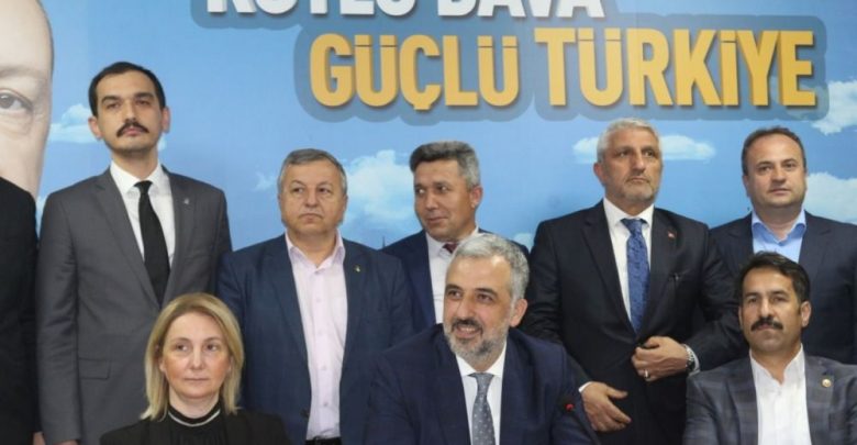 AKP yönetimi istedi, İl Başkanı istifa etti 3 akpkocaeli