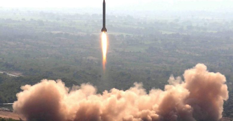 Pakistan'dan başarılı füze denemesi 5 fuze 1246111