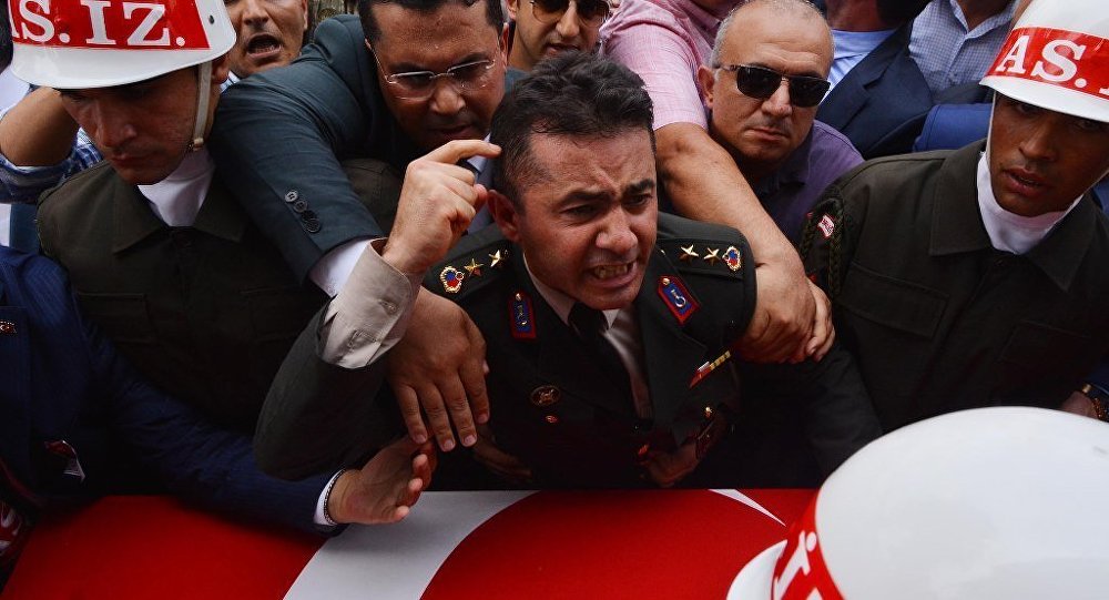 "FETÖ'cü" diye suçlanan Yarbay Alkan beraat etti 1 yarbay alkan