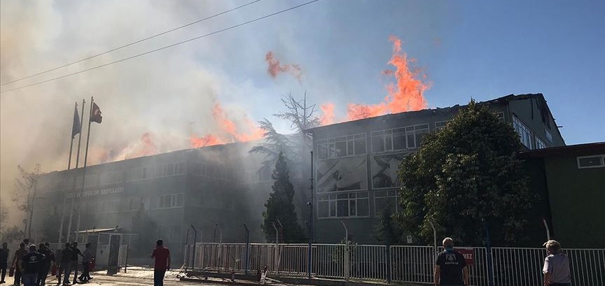 Son Dakika: Beyşehir'deki silah fabrikasında yangın 1 beysehir huglu yangin