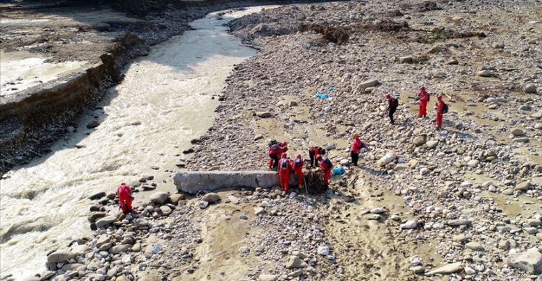 Düzce'deki aramalarda bir kişinin cesedine ulaşıldı 5 duzce sel