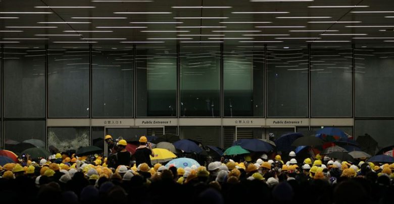 Son Dakika: Protestocular meclisi bastı! 9 hong kong 1984715