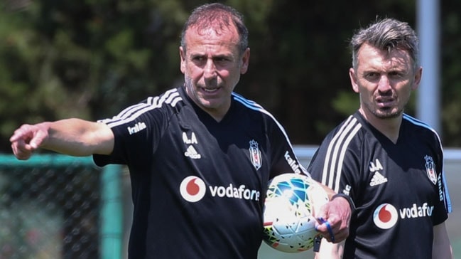 Beşiktaş'ta taraftarın istemediği Orhan Ak'tan açıklama 1 orhan ak abdullah avci