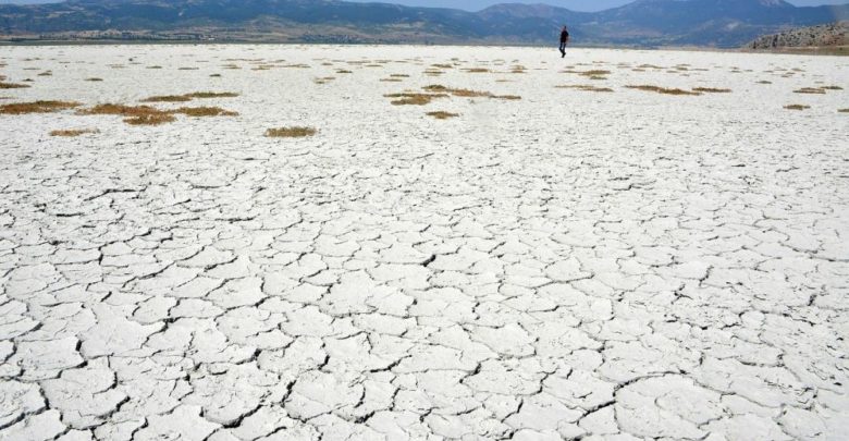 3 göl kurudu sırada Burdur gölü mü var? 11 kuruyan gol